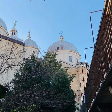 Om Santa Giustina