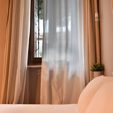 Om Santa Giustina Apartment *