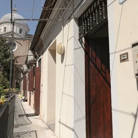Om Santa Giustina Apartment Padova